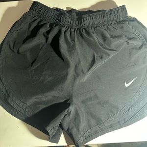 Nike short
